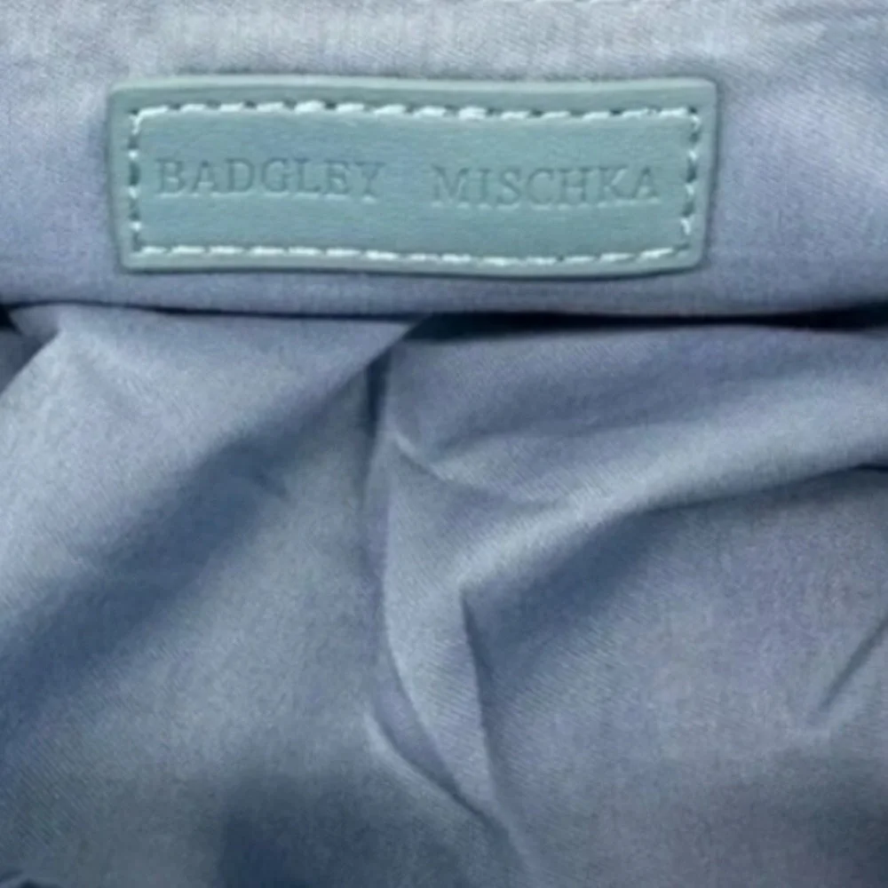 NWT Badgley Mischka Blue Dumpling Clutch - Picture 6 of 14